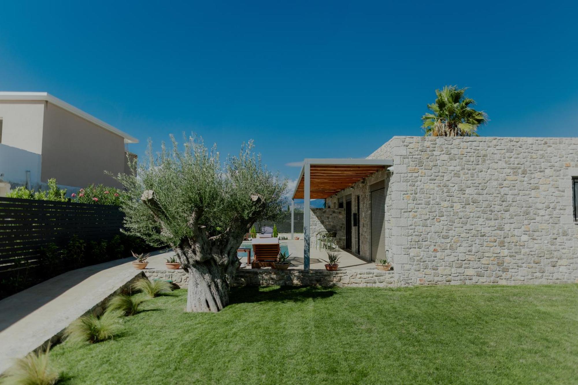 Niama Luxury Apartments נאפפליו מראה חיצוני תמונה