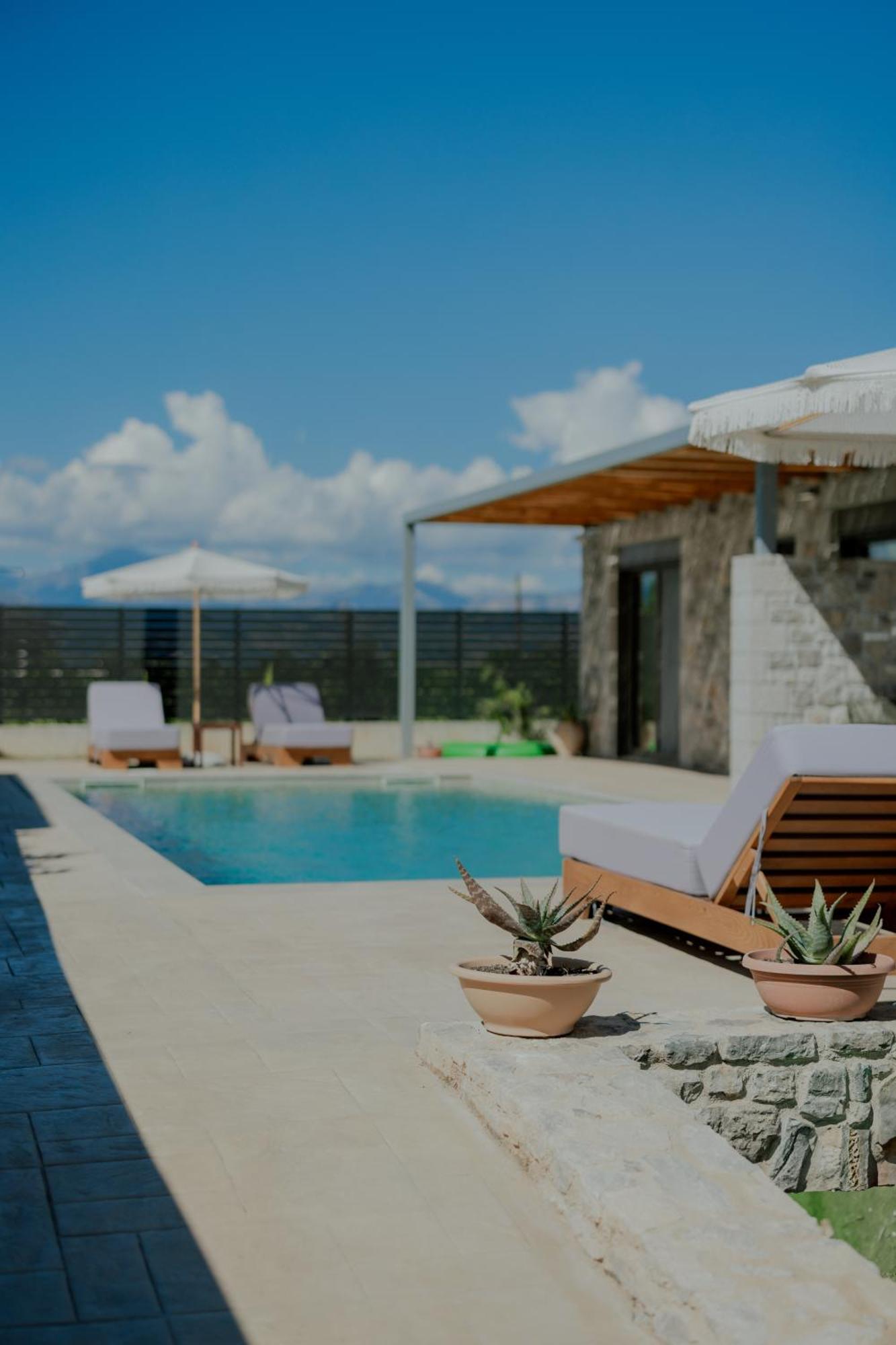 Niama Luxury Apartments נאפפליו מראה חיצוני תמונה