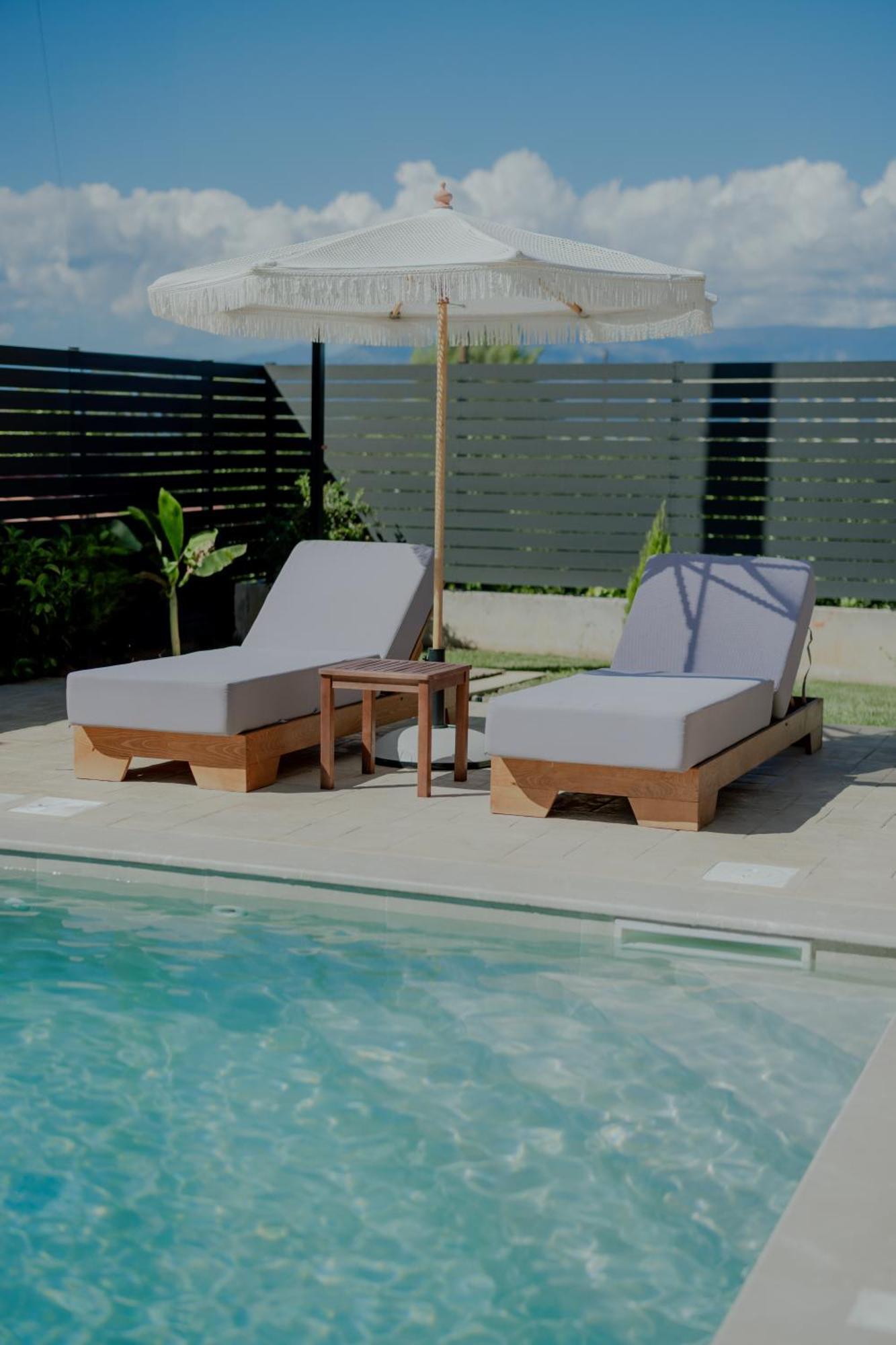 Niama Luxury Apartments נאפפליו מראה חיצוני תמונה